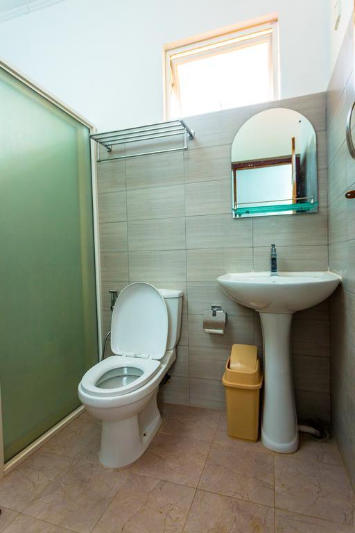 Dayanithi Guest House Jaffna Luaran gambar